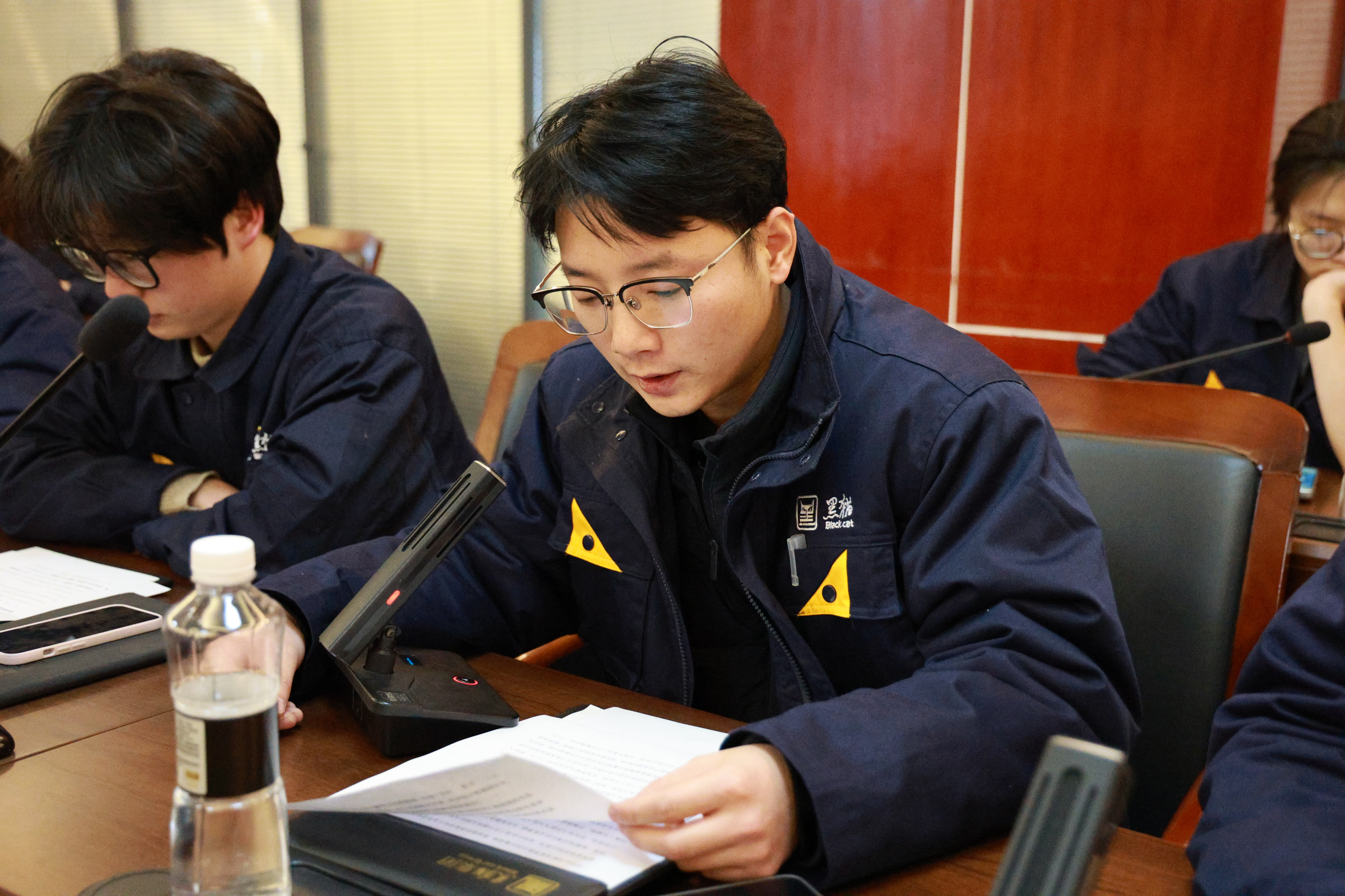 发言01.jpg