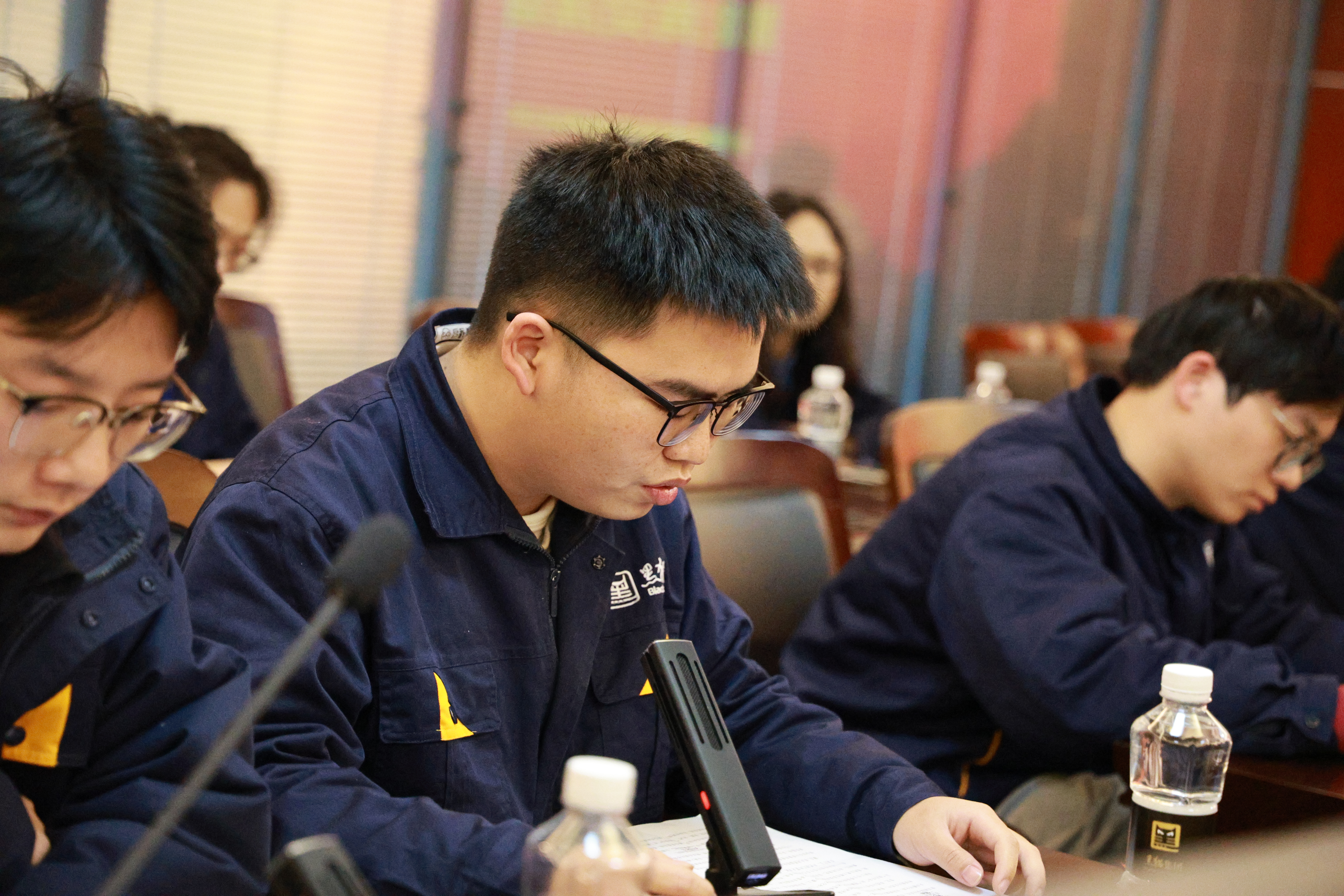 发言02.jpg